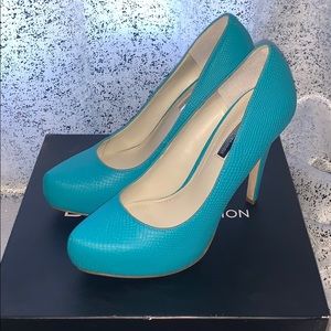 NWT turquoise high heels